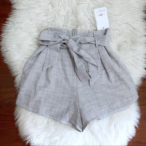 Cute Bucket Shorts - Picture 2 of 2